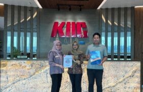 Sebagai rekan bisnis Ashasi dipercaya menjadi bagian konsultan perizinan kawasan industri Karawang International Industrial City (KIIC) berlokasi di Karawang Barat, Jawa Barat. KIIC merupakan salah satu kawasan terbesar di Indonesia yang memiliki tenant ratusan dari berbagai negara seperti Jepang, Amerika, Eropa dan negara lainnya.